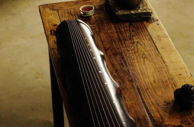 澳门半岛古琴蕴含的传统文化，一把古琴制备出来要两年的时间